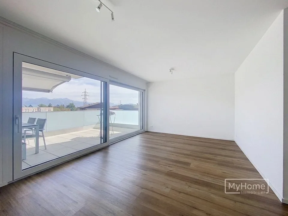 Schönes 4.5-Zimmer-Apartment mit freier Sicht