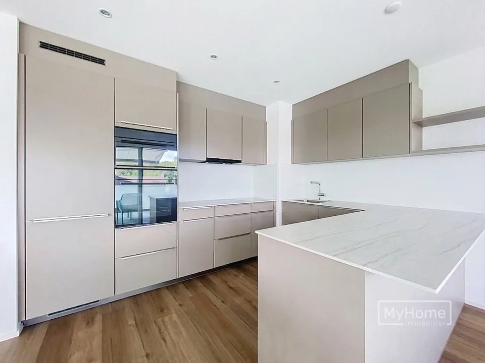 Schönes 4.5-Zimmer-Apartment mit freier Sicht