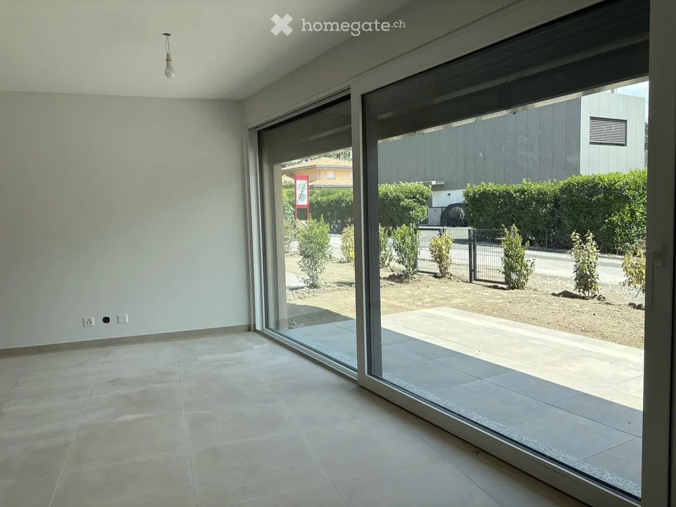 Neue 2,5-Zimmer-Wohnung 55 m2, Terrasse und Garten, ARDON