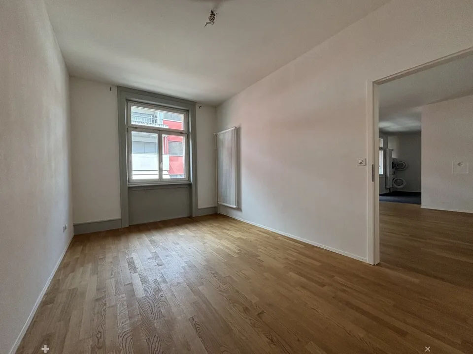 Grosszügige Loft mit separatem Schlafzimmer – Foto 5 von 12
