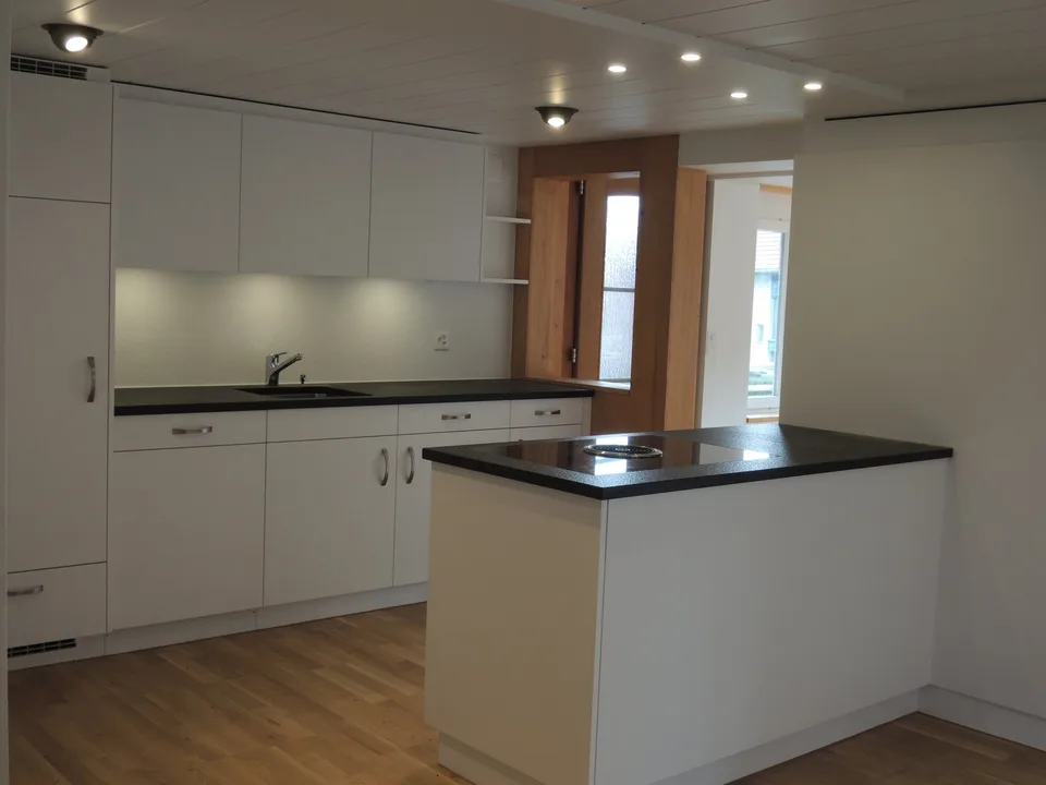 Charming 2.5-room apartment with balcony in Zollbrück