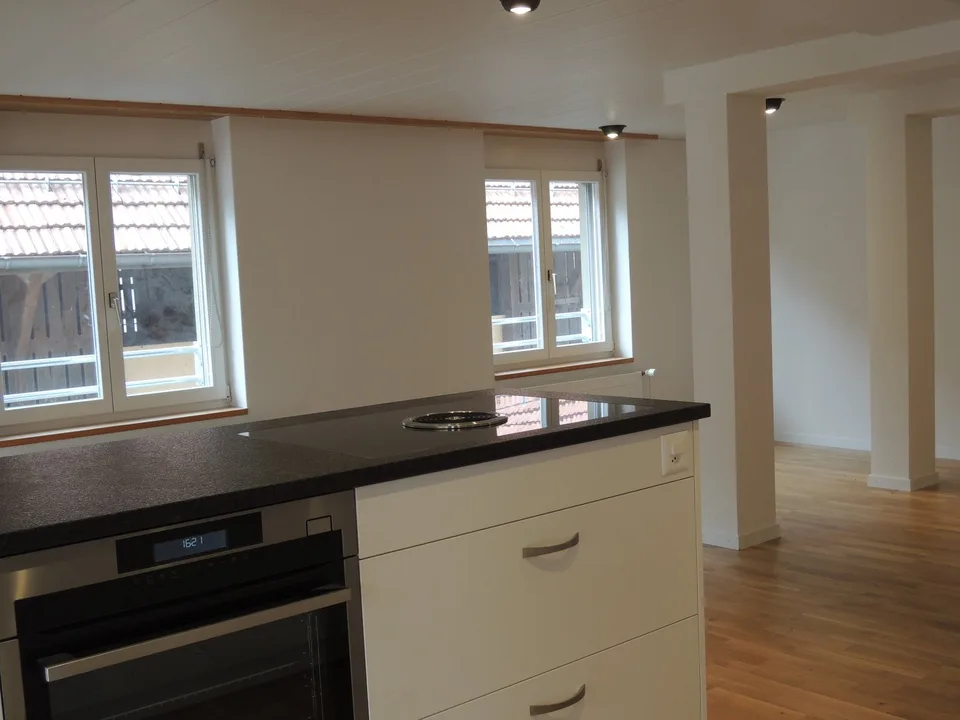 Charming 2.5-room apartment with balcony in Zollbrück