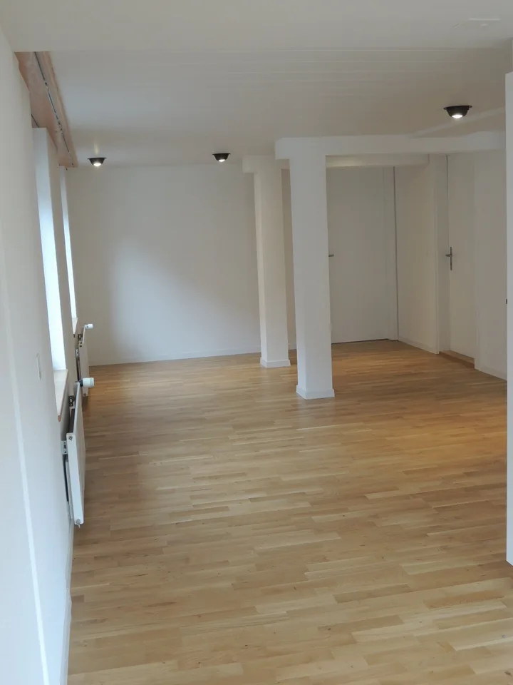 Charming 2.5-room apartment with balcony in Zollbrück