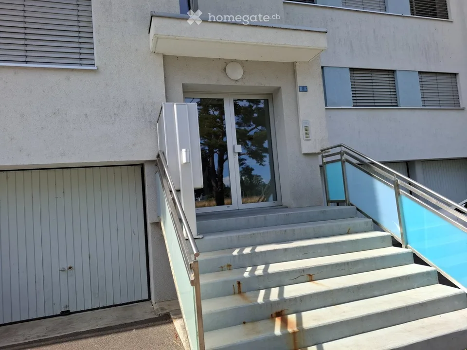 Apartment for rent 35 with balcony and parking space