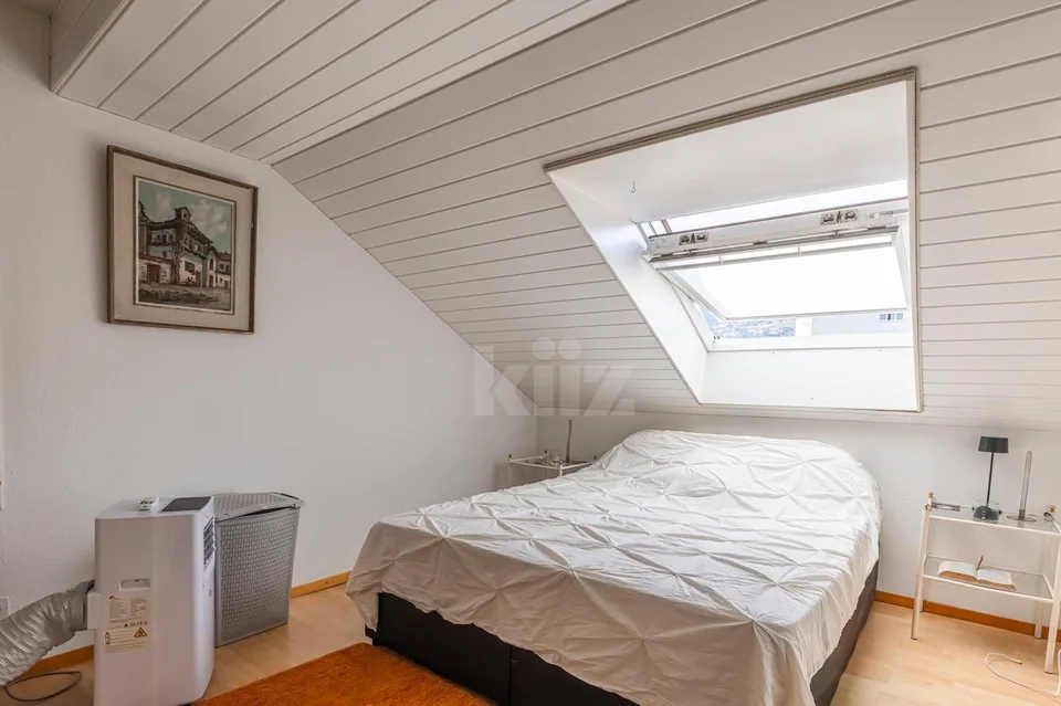 Charmanter Einzelhaus mit 3 Wohnungen – Foto 5 von 13