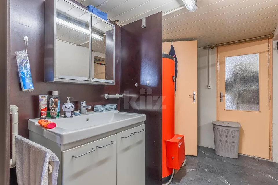 Charmanter Einzelhaus mit 3 Wohnungen – Foto 11 von 13