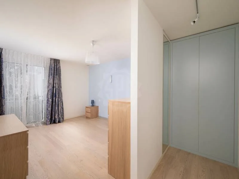 7 Zimmer Wohnung in Cologny | UrbanHome