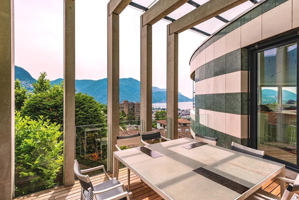 Moderna villa con privacy e stupenda vista lago – Foto 6 von 13