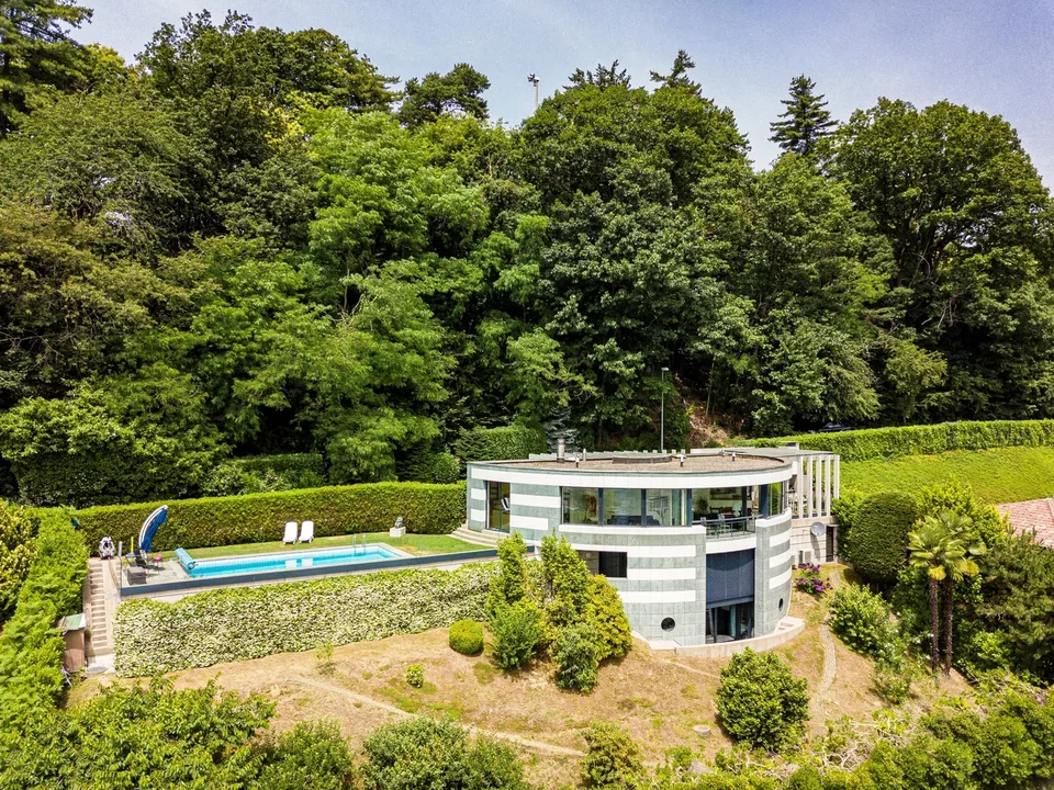 Moderna villa con privacy e stupenda vista lago – Foto 4 von 13