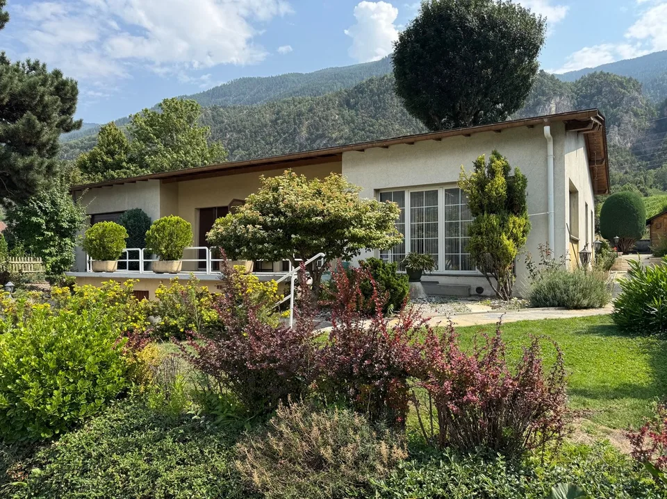 Reihenhaus / 4,5 Zimmer / Grône / Ref. 10262603 / EXKLUSIVITÄT – Foto 1 von 13