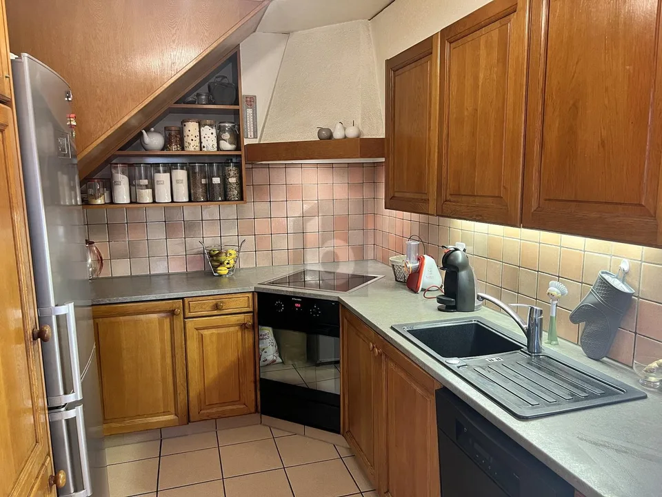 Großzügiges atypisches Doppelhaus – Foto 3 von 5