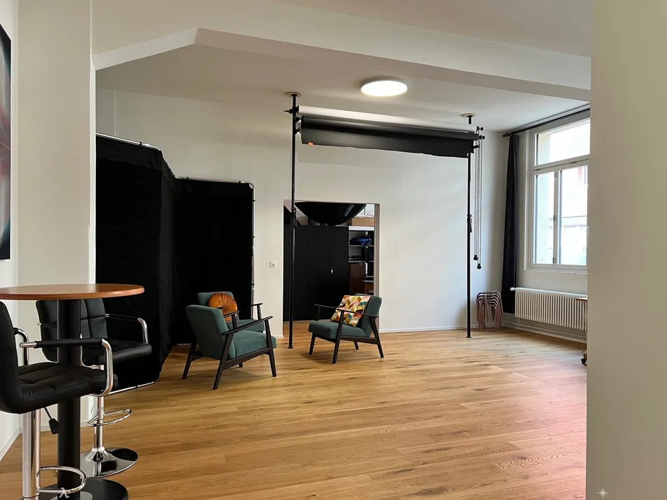 Grosszügiges Loft-Atelier / Büro an zentraler Lage – Foto 4 von 7