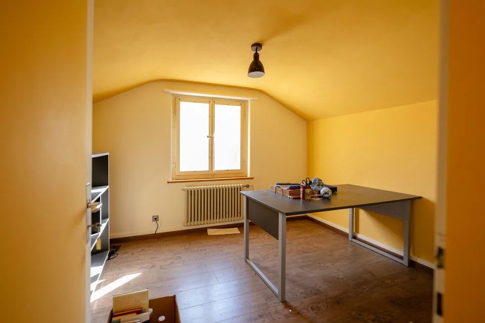 Einfamilienhaus mit Ausbaupotenzial an ruhiger Lage in Muhen – Foto 9 von 14