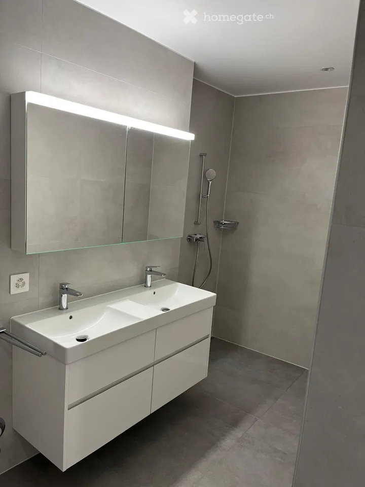Zu vermieten - Neues 4,5-Zimmer-Apartment in Mont-sur-Lausanne, Erdgeschoss