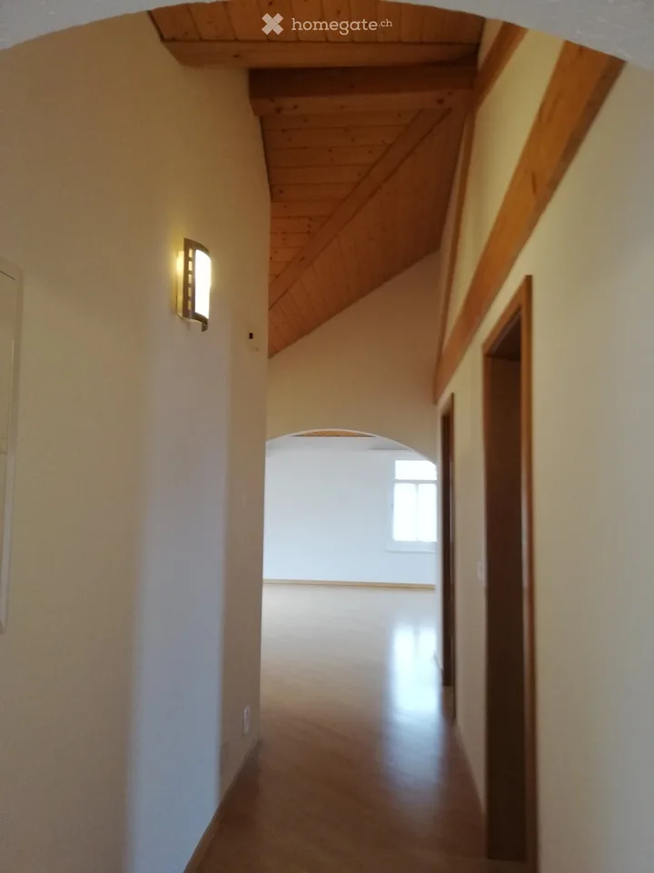 Incantevole appartamento mansardato di 4,5 locali a Schongau