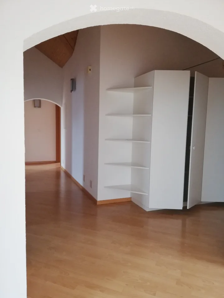 Incantevole appartamento mansardato di 4,5 locali a Schongau