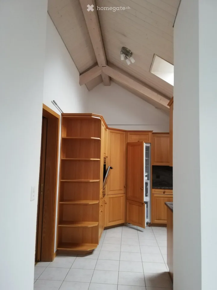 Incantevole appartamento mansardato di 4,5 locali a Schongau