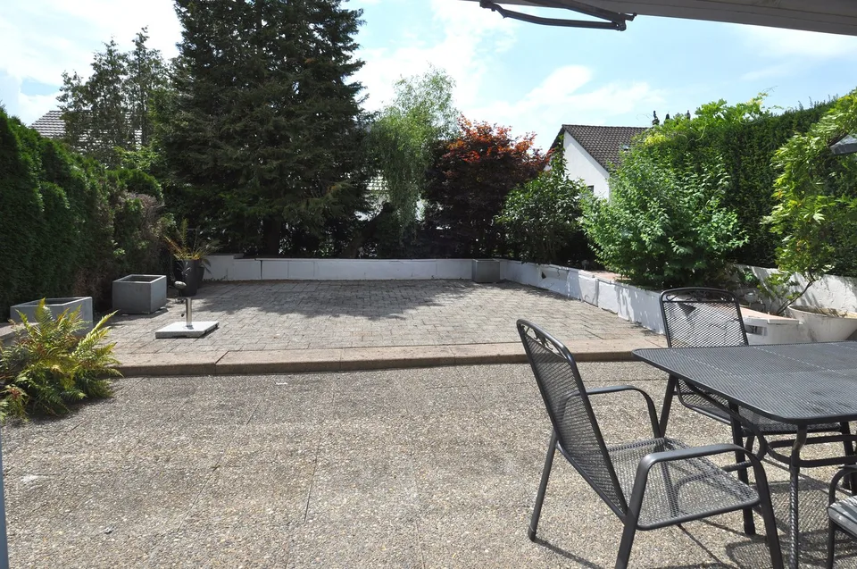 Terrassenwohnung mit viel Platz in idyllischer Umgebung