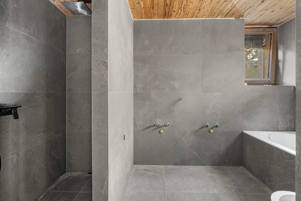 Résidence principale exclusive à Plans-Mayens | Vue & ski-in / Ski-out – Foto 5 von 7