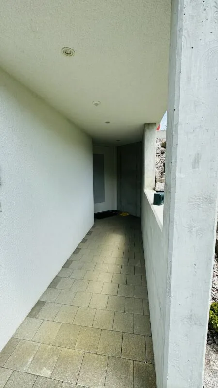 Bella casa a schiera 5.5 locali con giardino, area di seduta, balcone e 2 posti auto