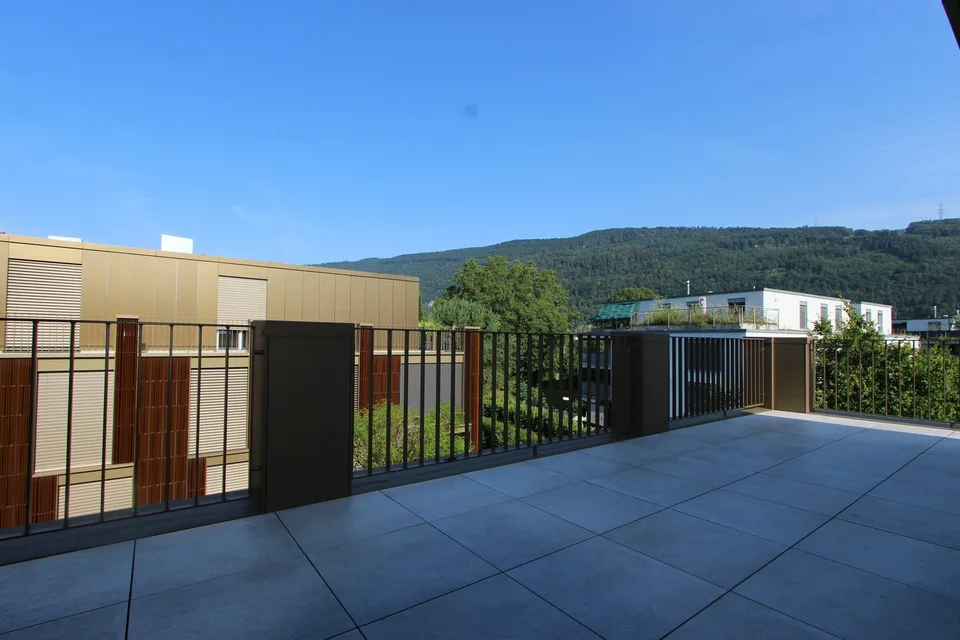 Appartamento attico unico di 4,5 locali con grande terrazza