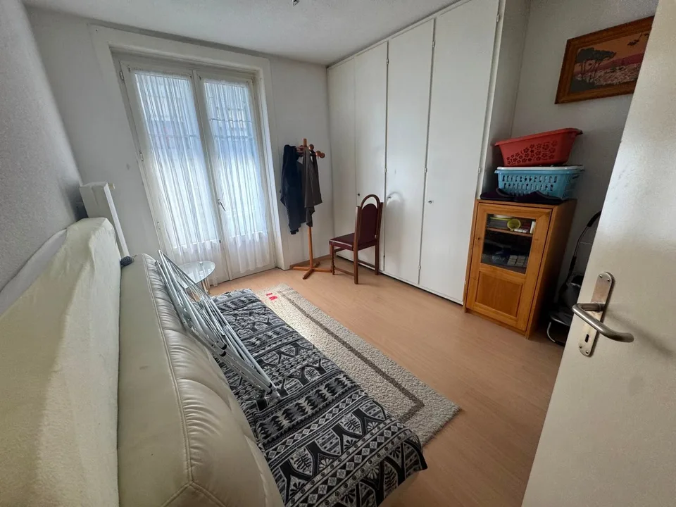 Ampio appartamento di 4.5 camere in posizione centrale – foto 7 di 8