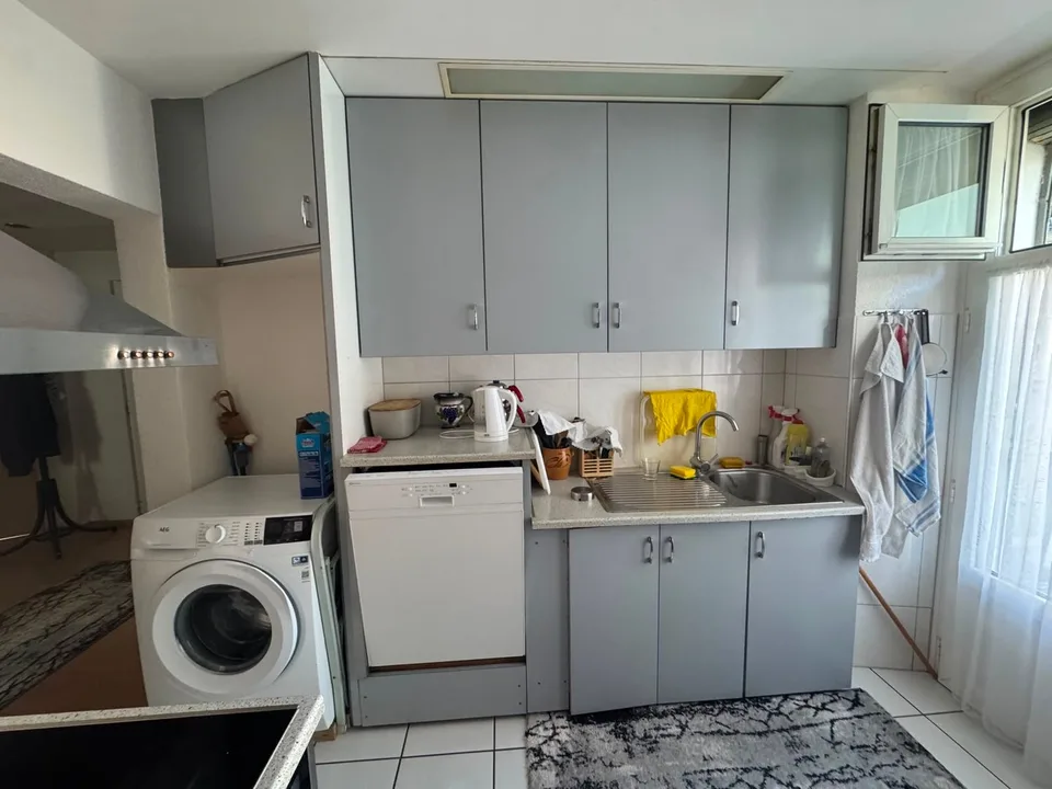 Ampio appartamento di 4.5 camere in posizione centrale – foto 6 di 8