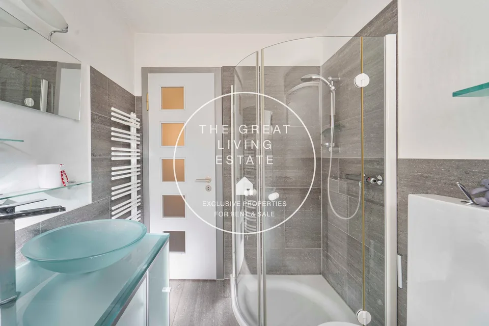 Appartement moderne de 2,5 pièces avec vue panoramique à St. Moritz – photo 13 sur 15