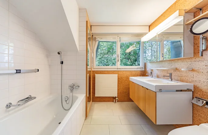 Villa représentative avec piscine et annexe séparée de 2,5 pièces à Muri – photo 12 sur 13