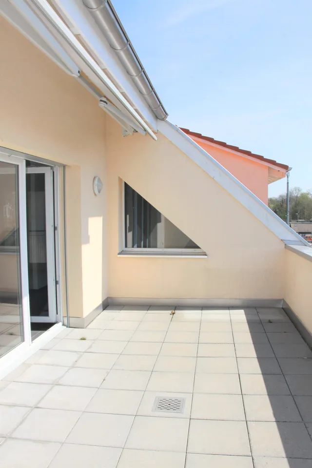 Spacious 5.5-room maisonette apartment near the Aare