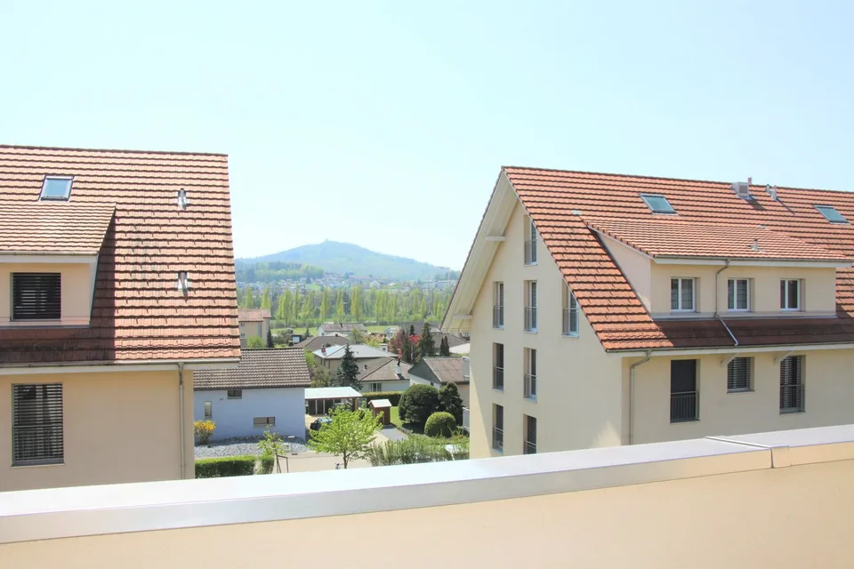 Spacious 5.5-room maisonette apartment near the Aare