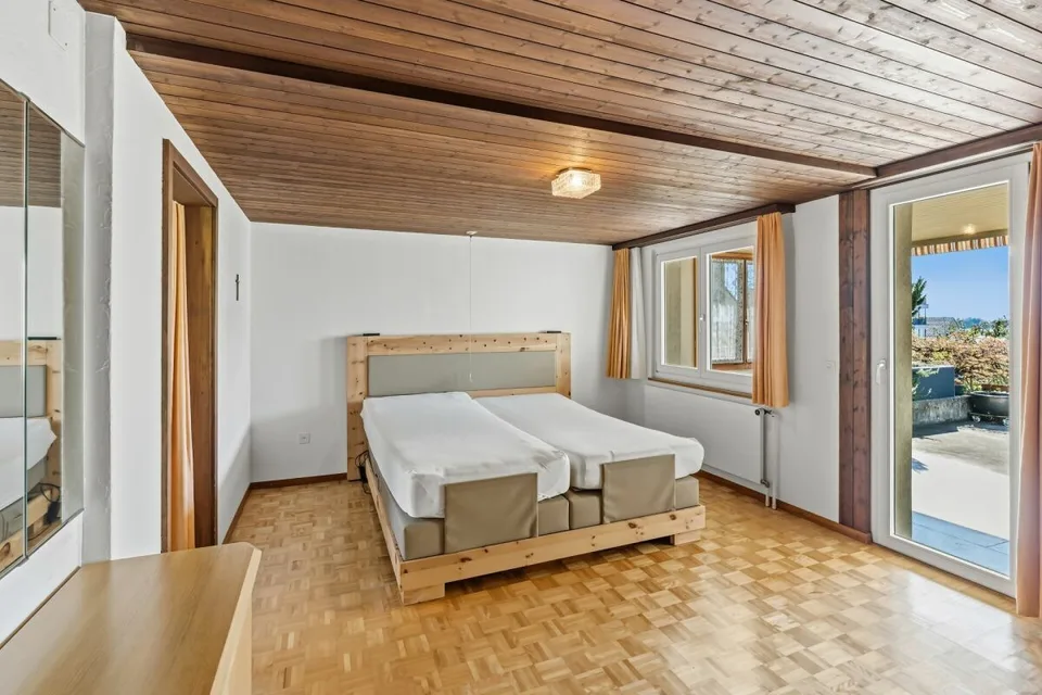 Grosszügiges Einfamilienhaus mit viel Potenzial an sonniger Lage in Rebstein – Foto 4 von 18