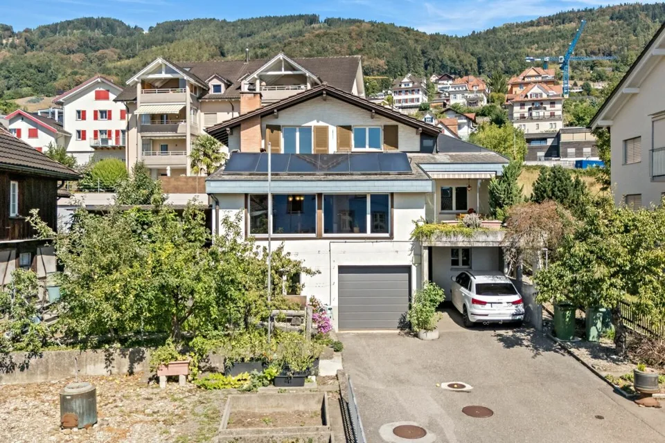 Grosszügiges Einfamilienhaus mit viel Potenzial an sonniger Lage in Rebstein – Foto 16 von 18