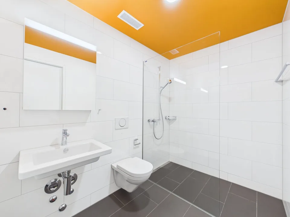 Appartement loft moderne 4 pièces à proximité de Westside – photo 9 sur 14