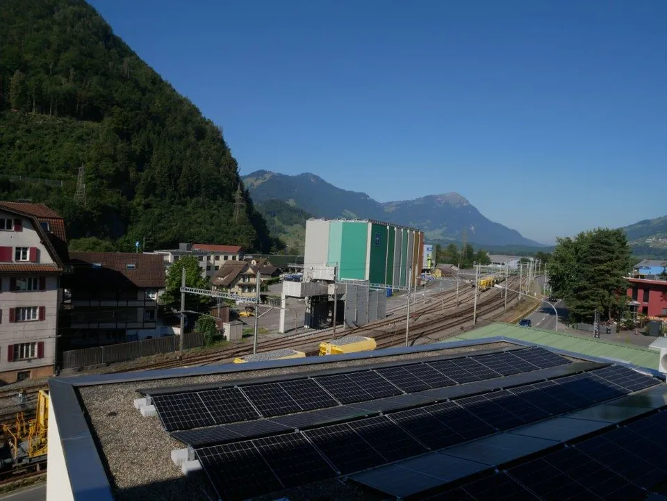 Appartement 1 pièce moderne à Seewen SZ avec vue sur les montagnes