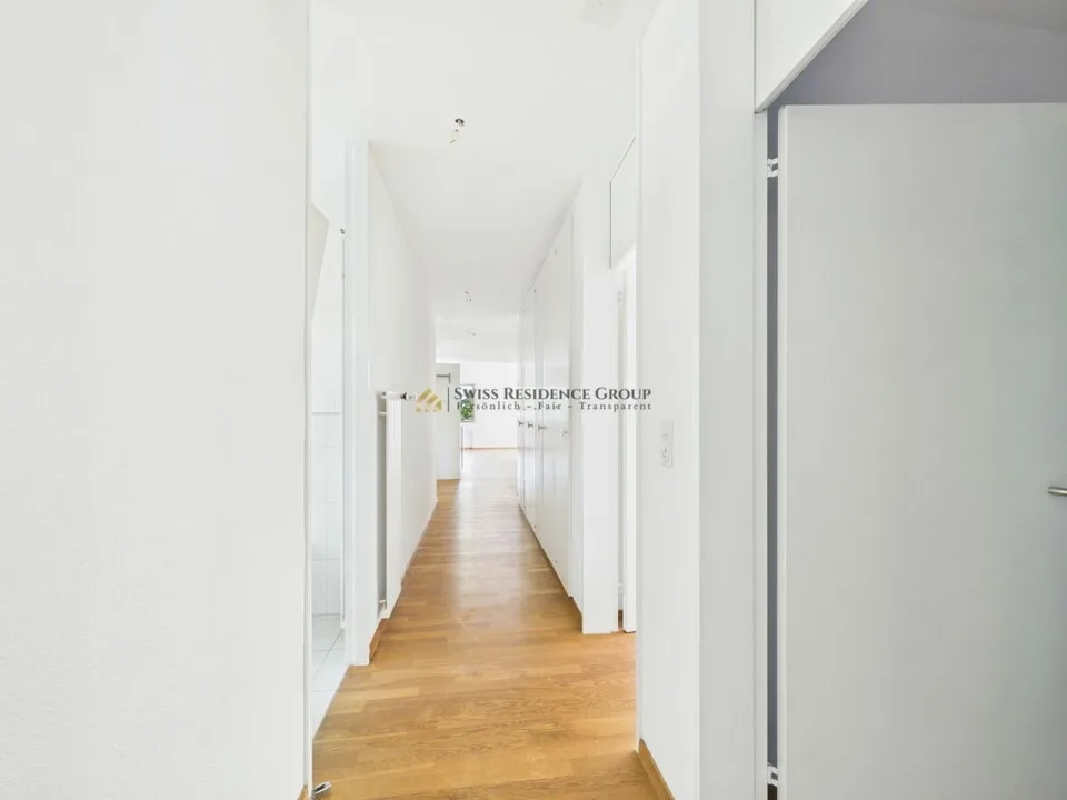 Appartement spacieux 5 pièces dans un environnement vert - vie stylée à Riehen – photo 10 sur 13
