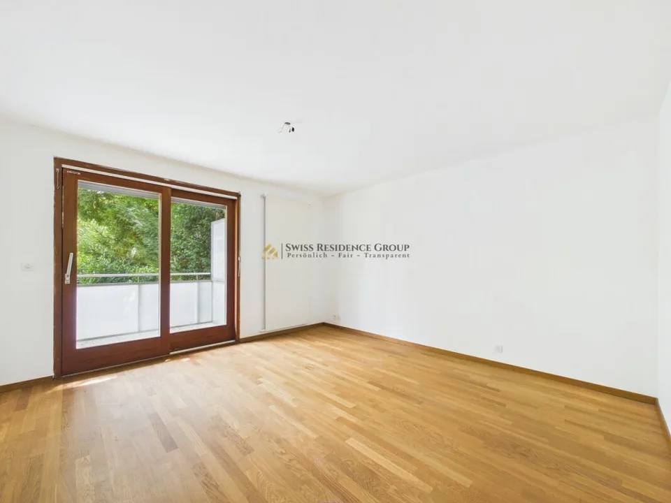 Appartement spacieux 5 pièces dans un environnement vert - vie stylée à Riehen – photo 2 sur 13
