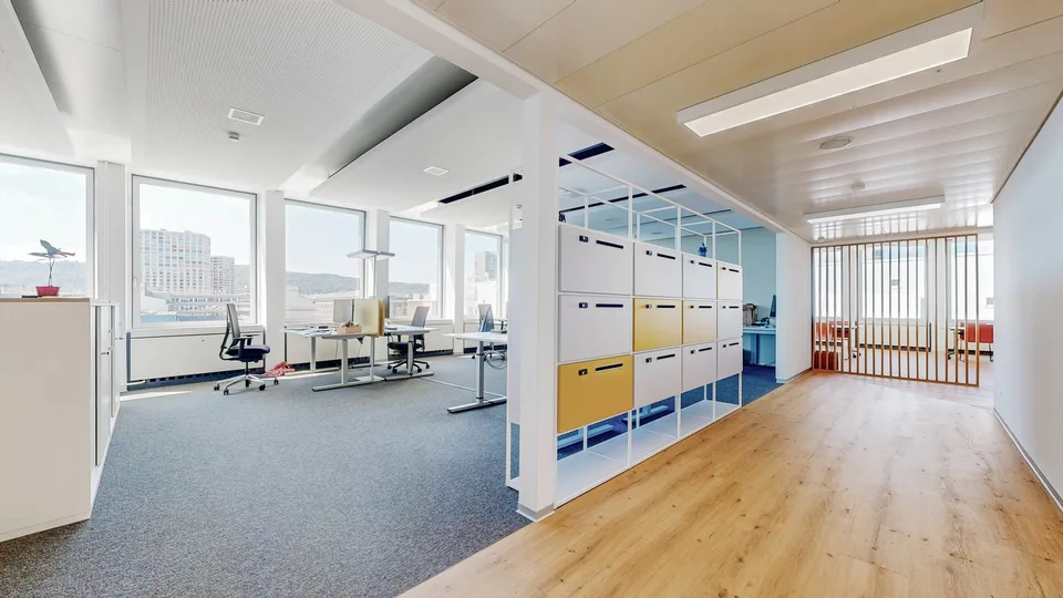 Grosszügige Büroflächen an zentraler Lage in Zürich-West flexibel anmietbar – Foto 5 von 12
