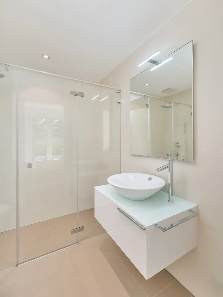 Luxuswohnung mit herrlicher Seeblick in der Residenz Emerald Living
