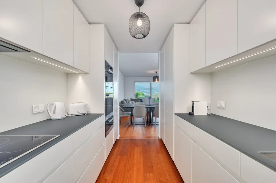 Luxuswohnung mit herrlicher Seeblick in der Residenz Emerald Living