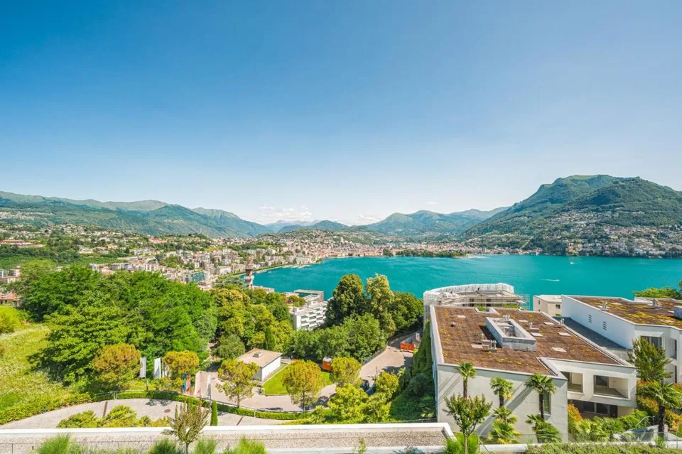 Luxuswohnung mit herrlicher Seeblick in der Residenz Emerald Living