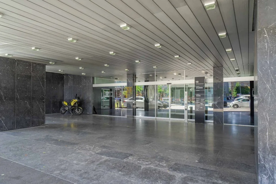 Moderne Bürofläche in Zürich-West rund 1'070 m² mit individuellem Ausbaupotenzial – Foto 4 von 12