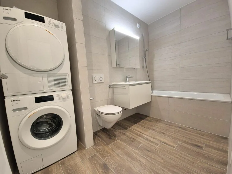 Berges 2 - Appartement 5.5 pièces au 3ème étage – photo 22 sur 30