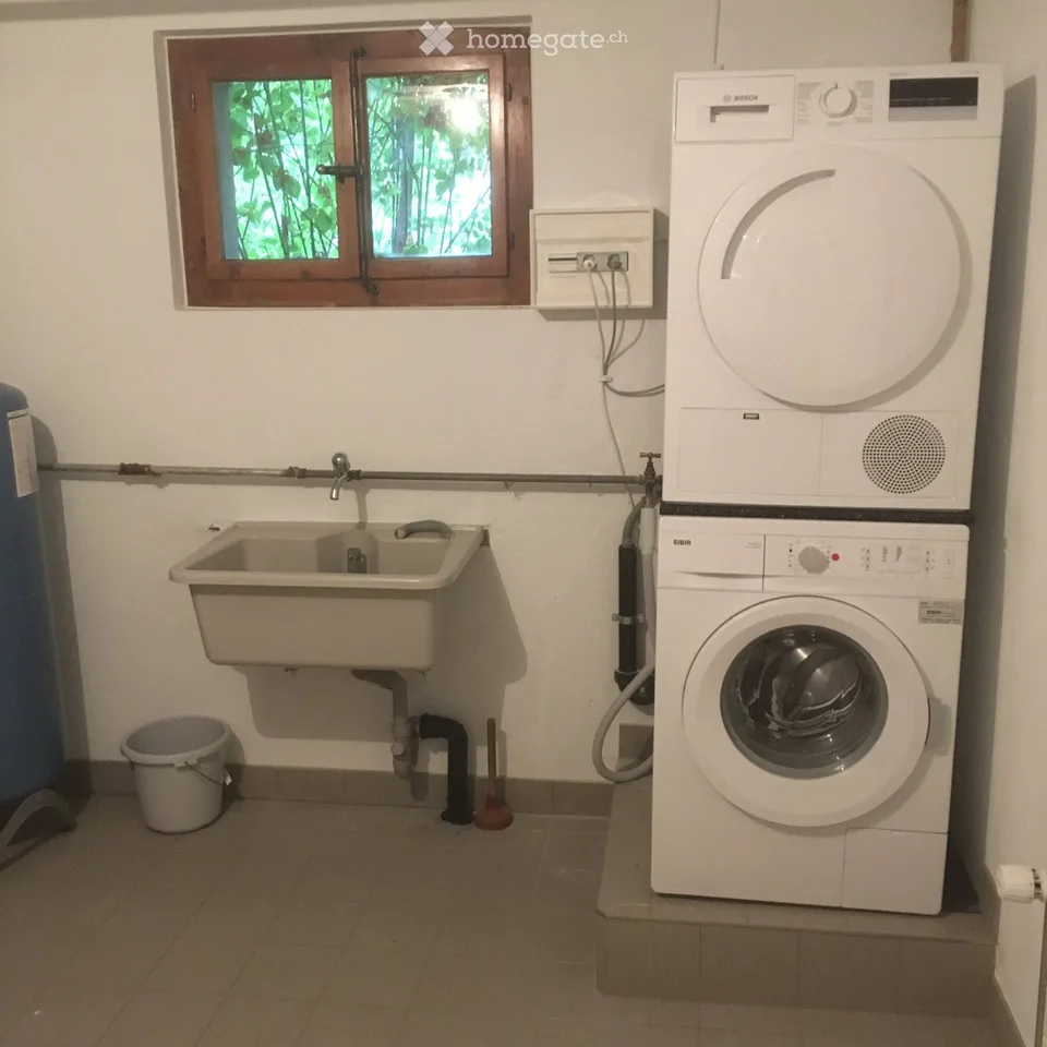 Appartamento arredato di 3,5 locali con cucina nuova