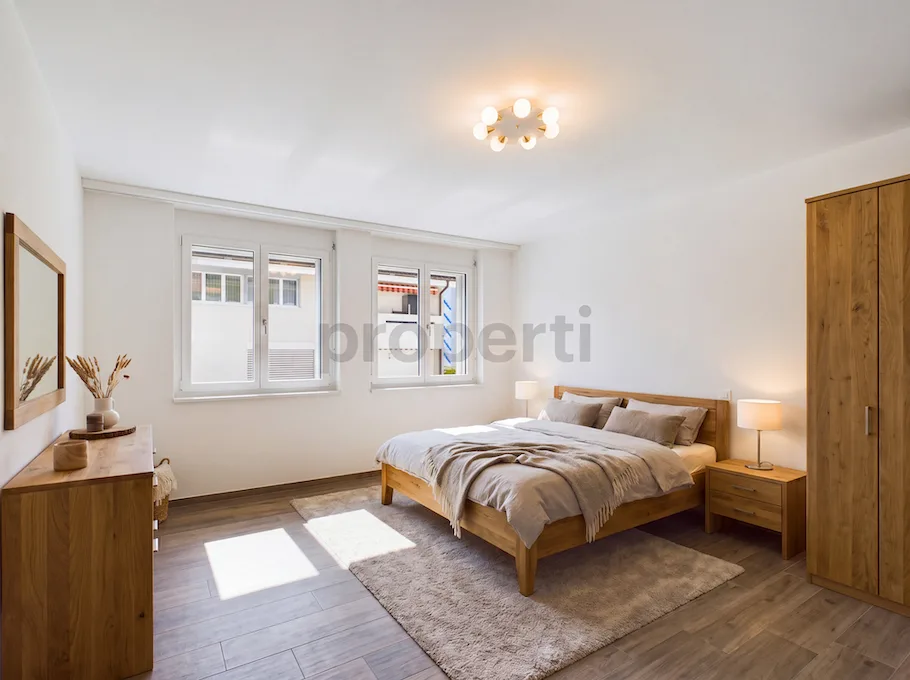 Newly renovated 4.5-room elegant apartment with private parking, Bubendorf
