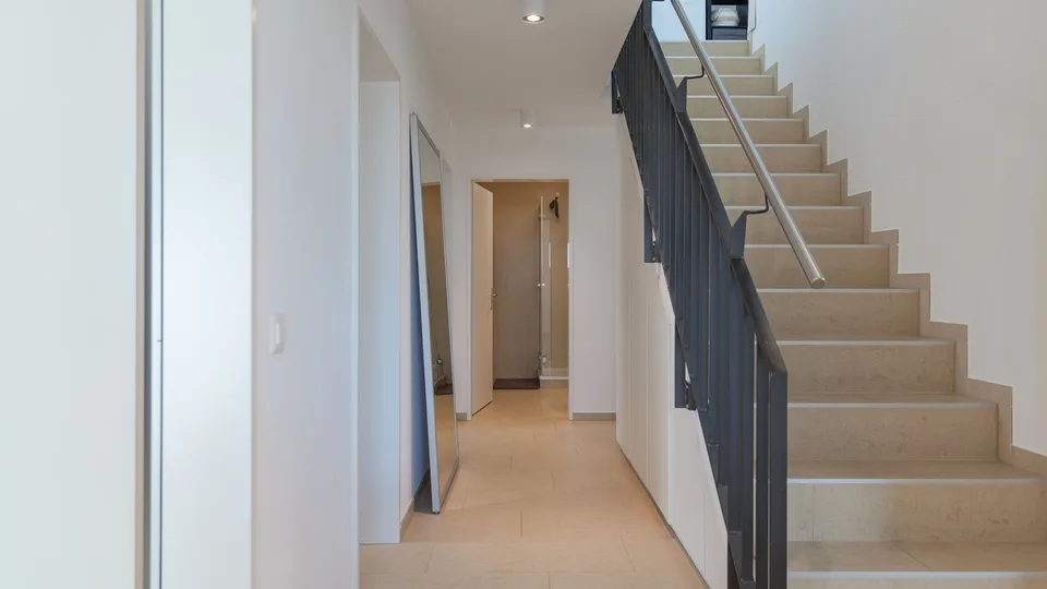 Bel appartement de maisonnette 5.5 pièces avec beaucoup d'espace extérieur à Rupperswil – photo 6 sur 10
