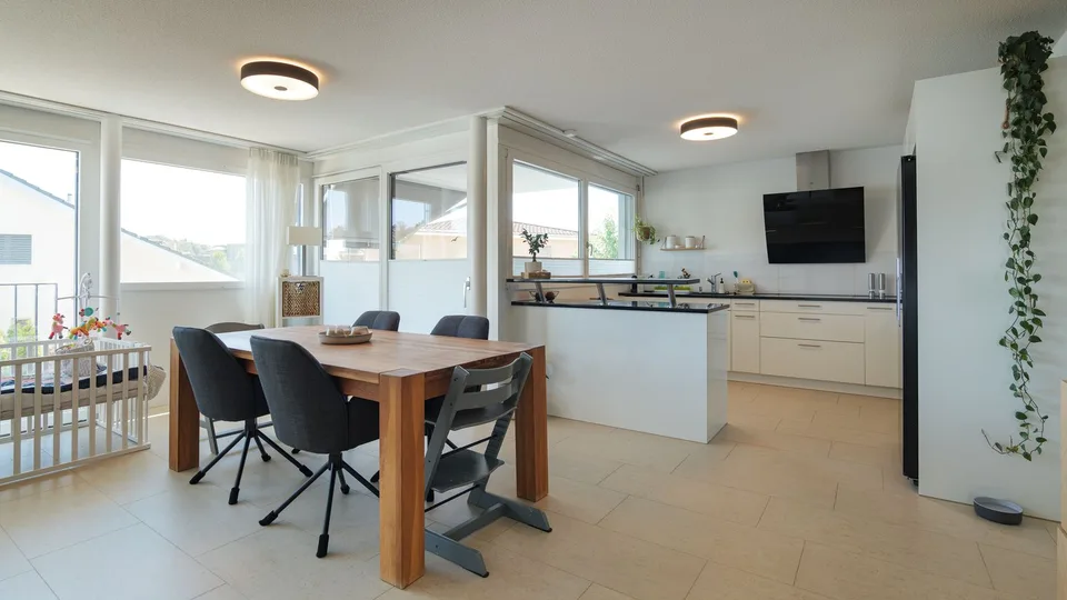 Bel appartement de maisonnette 5.5 pièces avec beaucoup d'espace extérieur à Rupperswil – photo 7 sur 10