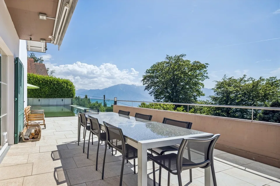 Position dominante, piscine à débordement & vue panoramique – photo 6 sur 13