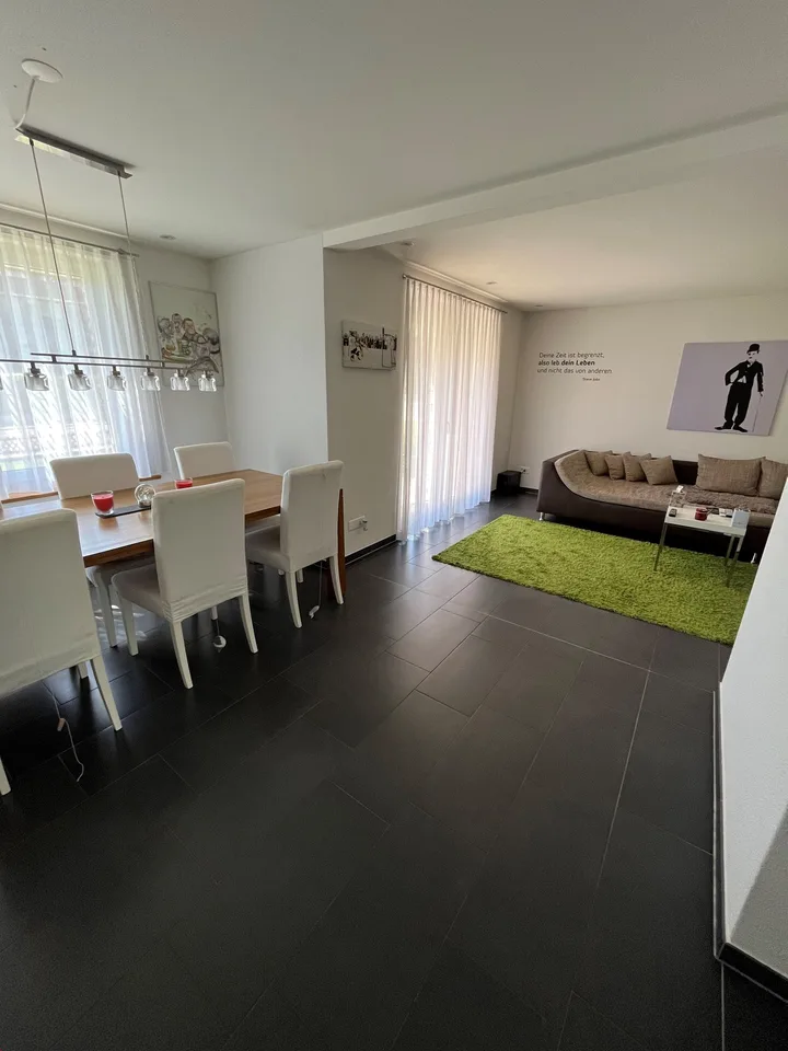 Grande casa unifamiliare in una bella posizione