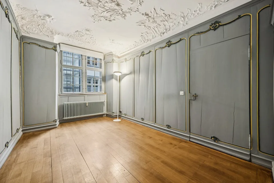Representative 5-room office space in the old town of Schaffhausen – photo 7 of 16